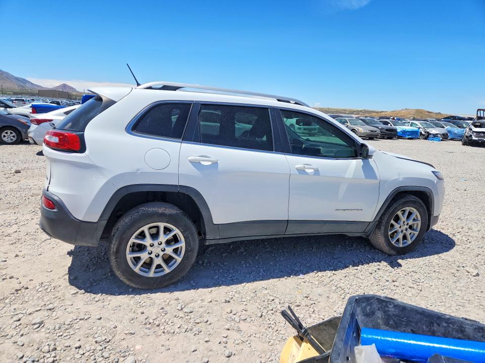 Продажа на аукционе авто 2015 Jeep Cherokee, vin: 1C4PJMCS8FW606698, номер лота: 54103346