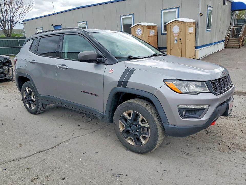 2018 Jeep Compass მანქანა იყიდება აუქციონზე, vin: 3C4NJDDB4JT232398, აუქციონის ნომერი: 53949506