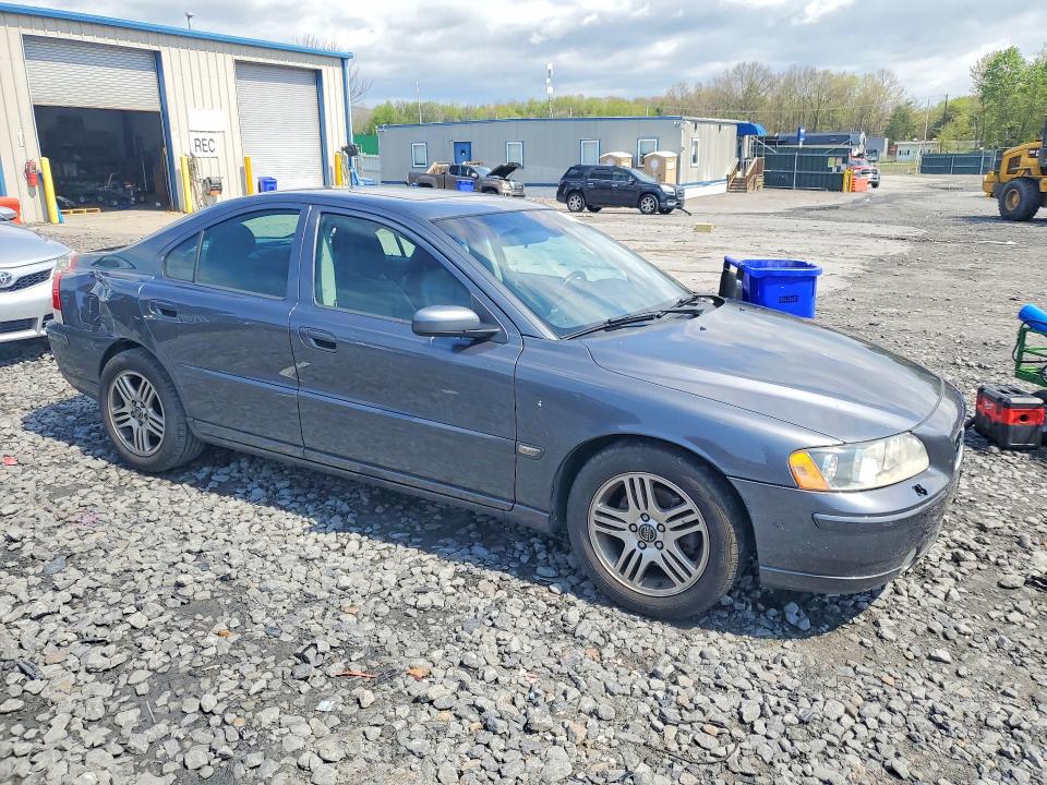 2005 Volvo S60 მანქანა იყიდება აუქციონზე, vin: YV1RS592452453286, აუქციონის ნომერი: 52777556