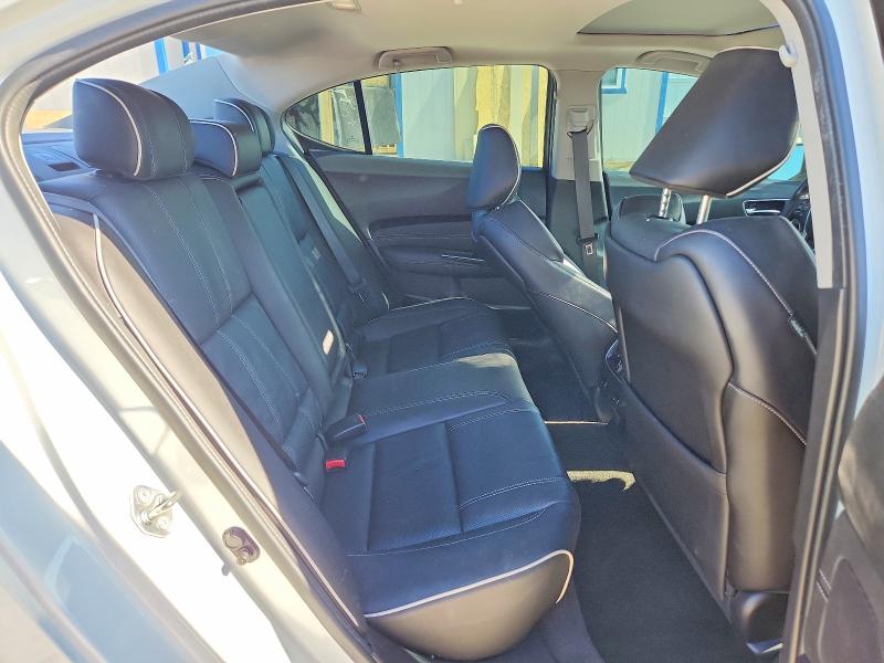 Продаж на аукціоні авто 2018 Acura Tlx, vin: 19UUB2F75JA010290, номер лоту: 51913256