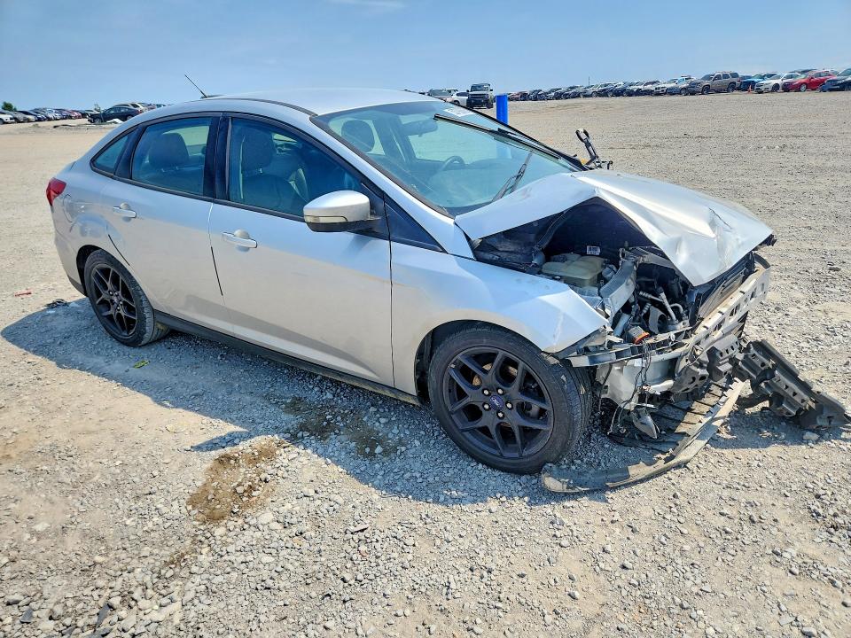 53792926 :رقم المزاد ، 1FADP3F24GL339754 vin ، 2016 Ford Focus مزاد بيع