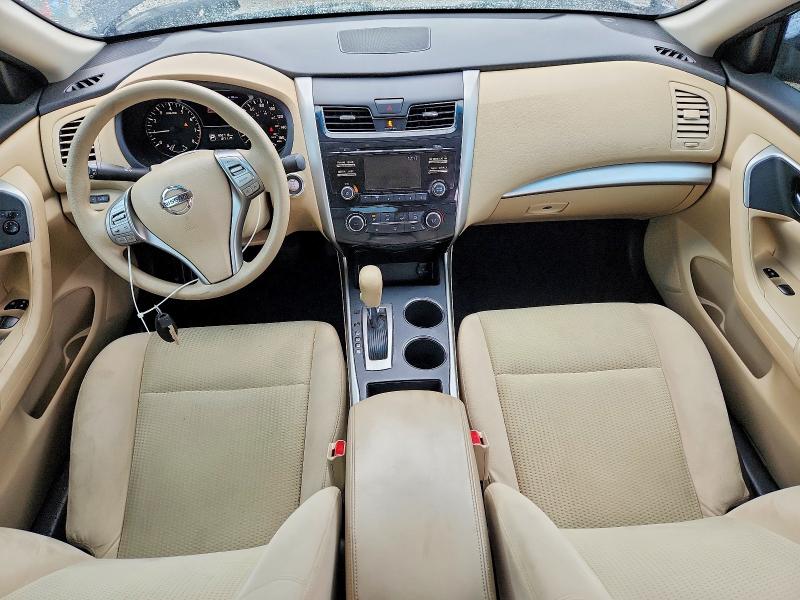 2015 Nissan Altima მანქანა იყიდება აუქციონზე, vin: 1N4AL3AP3FN884820, აუქციონის ნომერი: 54118906