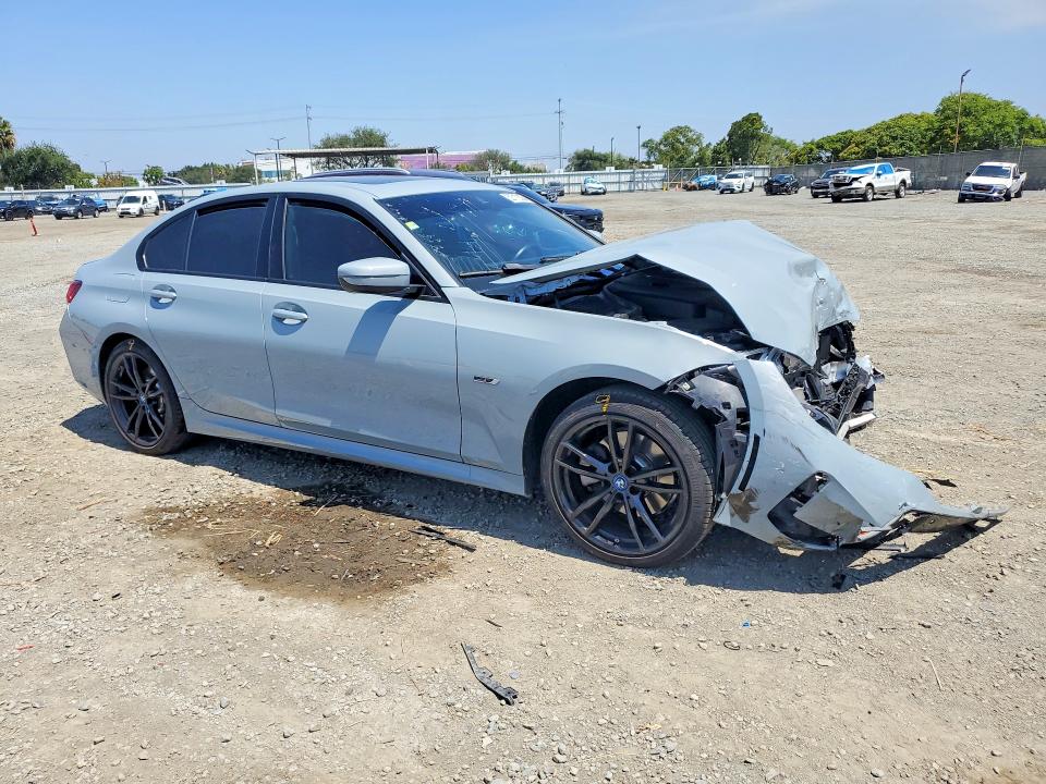 Продажа на аукционе авто 2023 Bmw 330e, vin: 3MW39FF06P8C90612, номер лота: 52712336