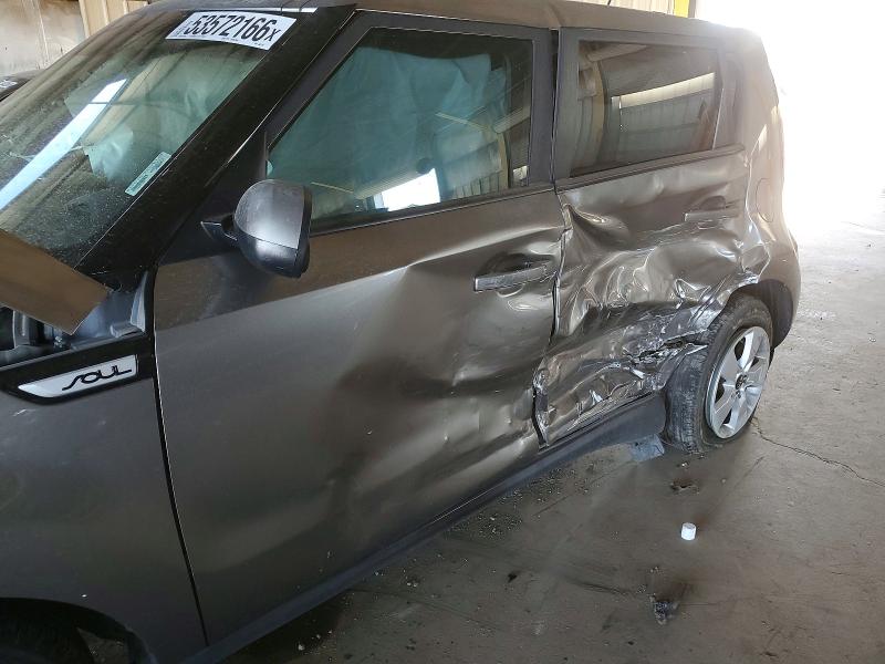53572166 :رقم المزاد ، KNDJN2A20J7563740 vin ، 2018 Kia Soul مزاد بيع