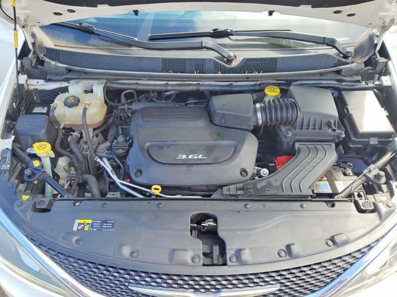 52971396 :رقم المزاد ، 2C4RC1GG4HR545384 vin ، 2017 Chrysler Pacifica مزاد بيع