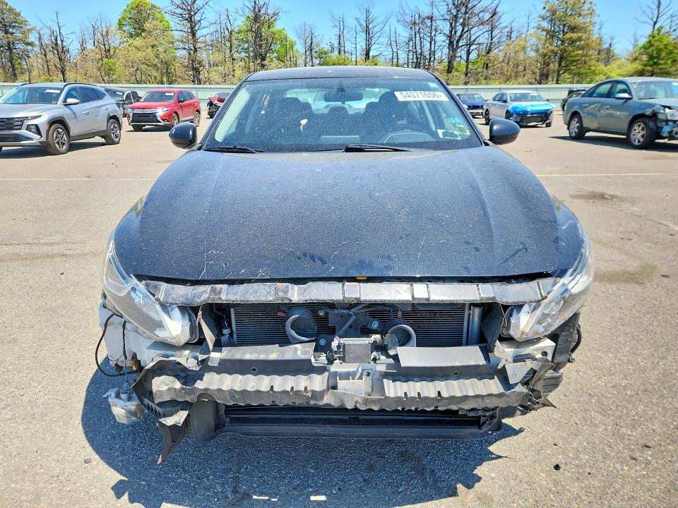 54071656 :رقم المزاد ، 1N4BL4BV8KC123407 vin ، 2019 Nissan Altima مزاد بيع