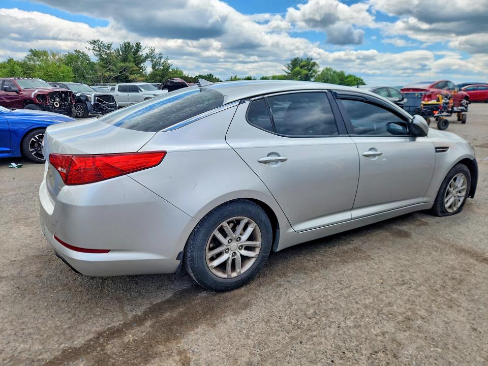 2013 Kia Optima მანქანა იყიდება აუქციონზე, vin: KNAGM4A74D5421182, აუქციონის ნომერი: 53785266