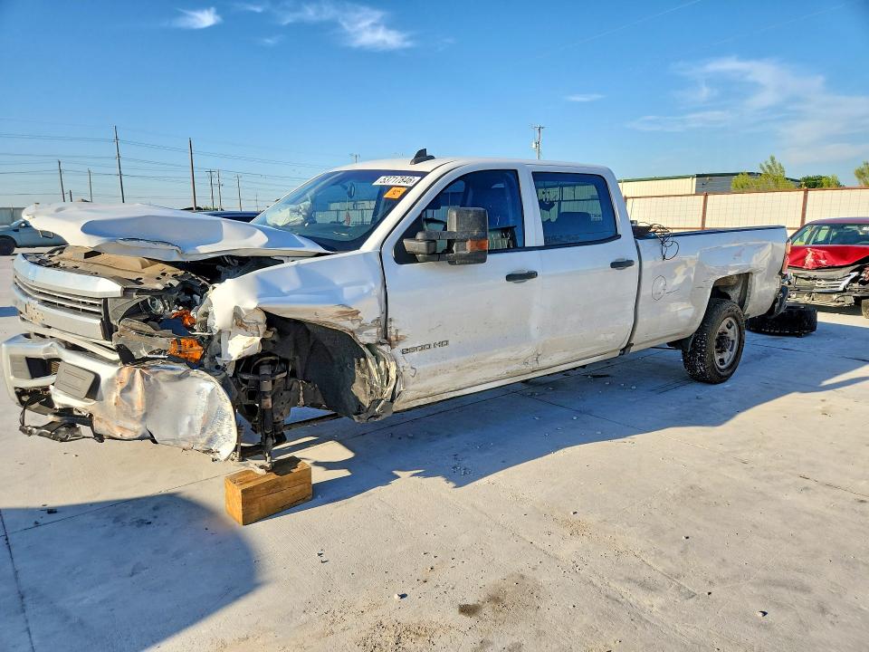 Продаж на аукціоні авто 2018 Chevrolet Silverado, vin: 1GB1CUEGXJF210472, номер лоту: 53717846