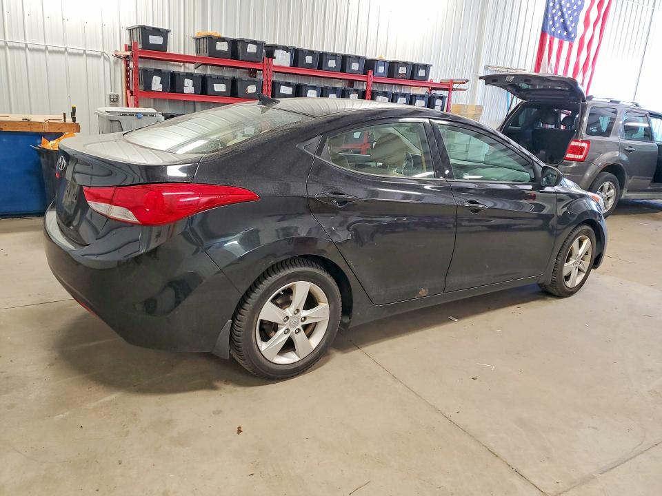 2013 Hyundai Elantra მანქანა იყიდება აუქციონზე, vin: 5NPDH4AE7DH248055, აუქციონის ნომერი: 53714926