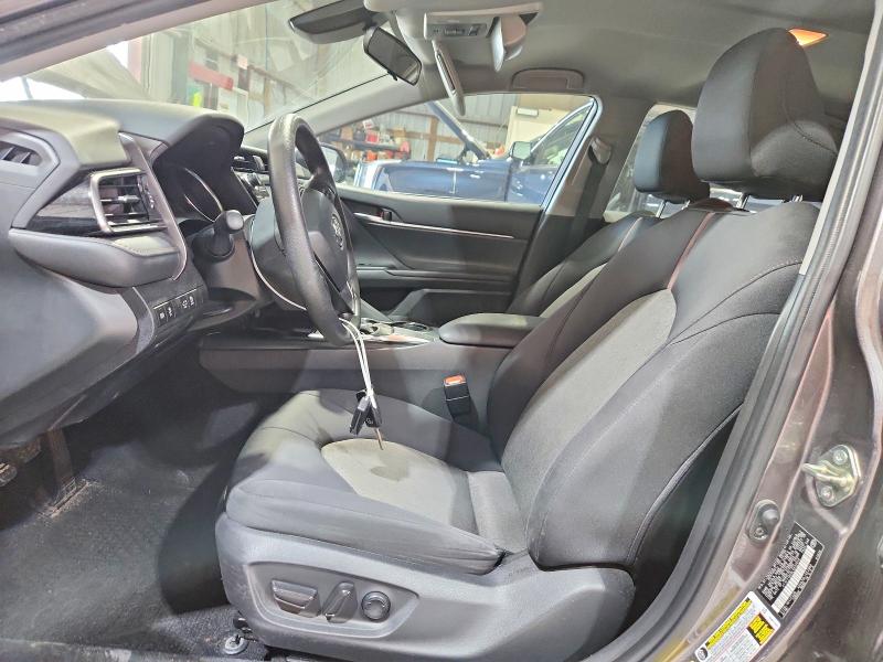 53564106 :رقم المزاد ، 4T1C11AK8LU932648 vin ، 2020 Toyota Camry مزاد بيع
