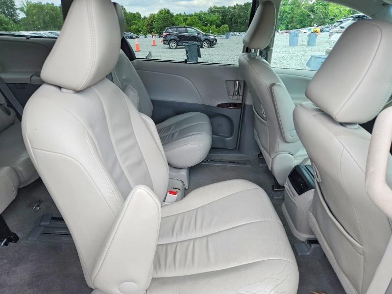 Aukcja sprzedaży 2014 Toyota Sienna, vin: 5TDYK3DC4ES433277, numer aukcji: 55230586