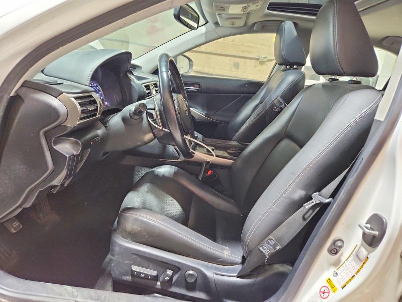 55180006 :رقم المزاد ، JTHCF1D27F5020950 vin ، 2015 Lexus Is مزاد بيع
