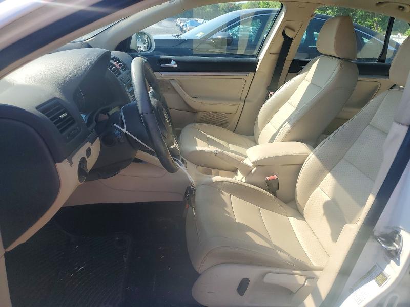 Продажа на аукционе авто 2010 Volkswagen Jetta, vin: 3VWRZ7AJ9AM119304, номер лота: 53626196