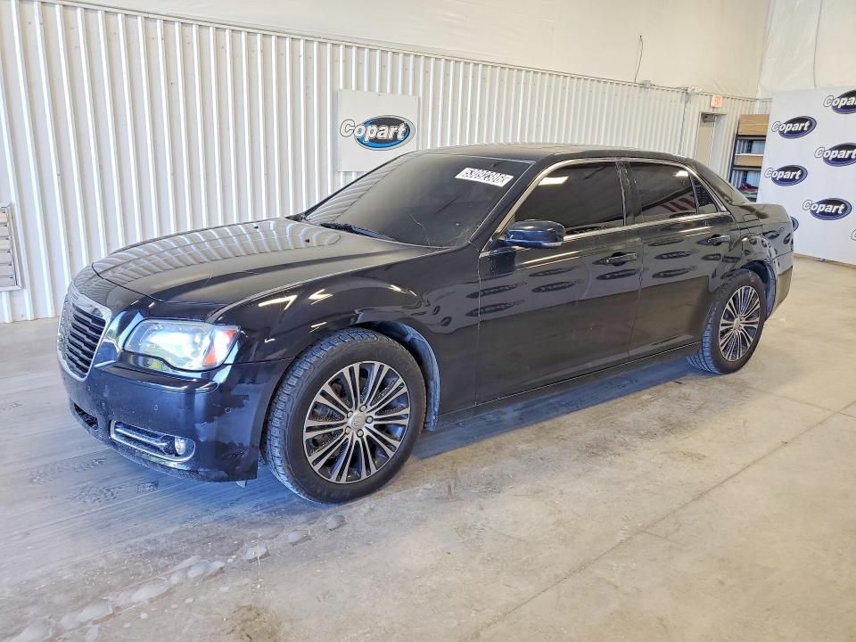 Auction sale of the 2014 Chrysler 300, vin: 2C3CCAGT2EH149253, lot number: 53092386