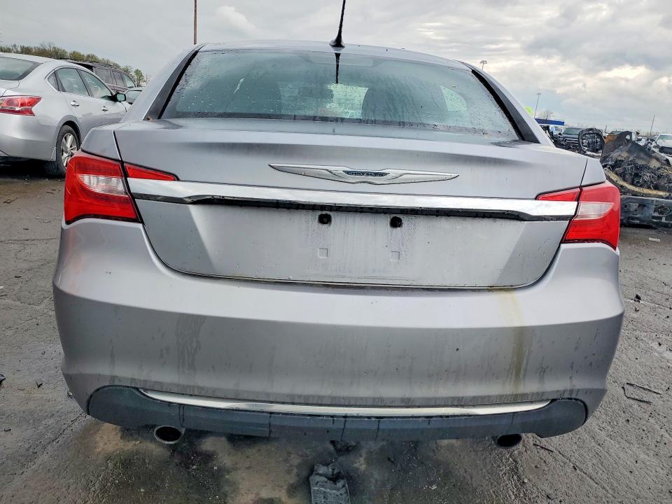 2013 Chrysler 200 მანქანა იყიდება აუქციონზე, vin: 1C3CCBCG0DN542902, აუქციონის ნომერი: 52301966