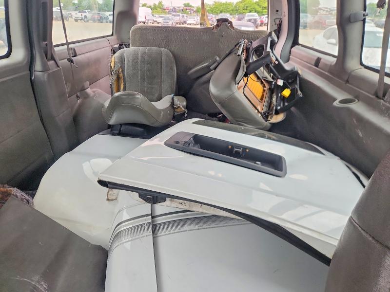 Продажа на аукционе авто 2019 Chevrolet Express G2500, vin: 1GCWGAFPXK1333805, номер лота: 52038056
