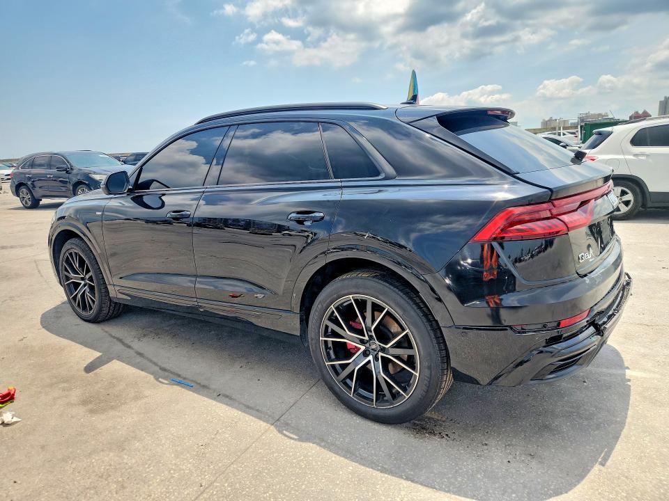 52102826 :رقم المزاد ، WA1EVAF16KD039372 vin ، 2019 Audi Q8 مزاد بيع