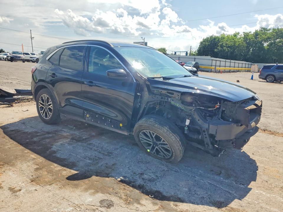 2020 Ford Escape მანქანა იყიდება აუქციონზე, vin: 1FMCU9H64LUA77610, აუქციონის ნომერი: 55051126