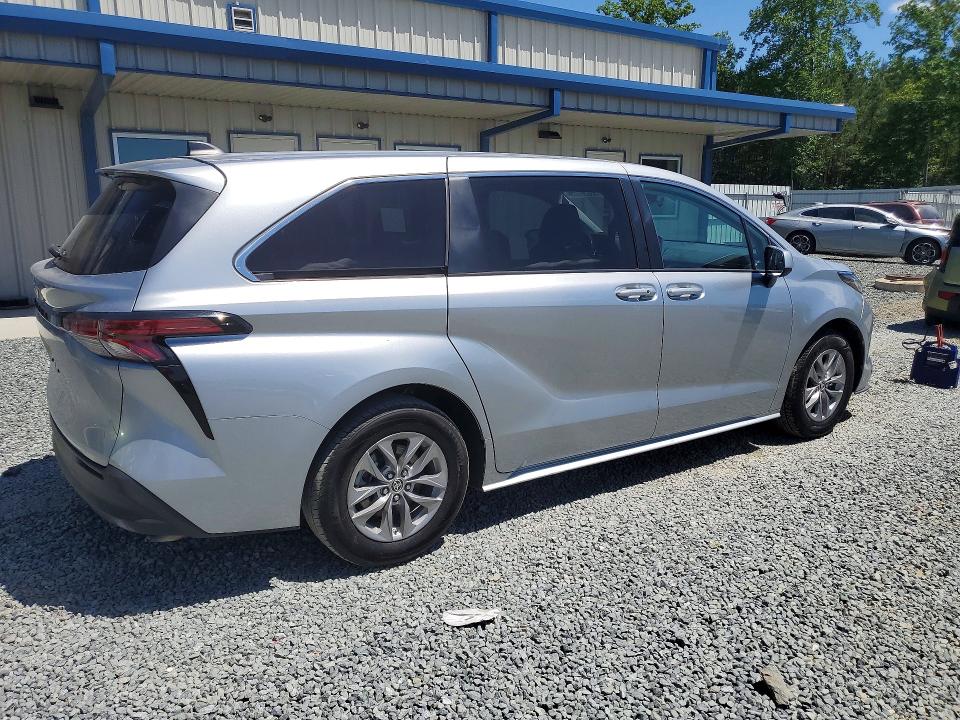 Продажа на аукционе авто 2022 Toyota Sienna, vin: 5TDKRKEC3NS115631, номер лота: 53803336