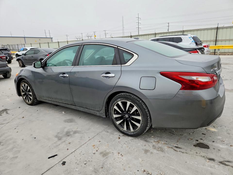 54207776 :رقم المزاد ، 1N4AL3AP2JC160735 vin ، 2018 Nissan Altima مزاد بيع
