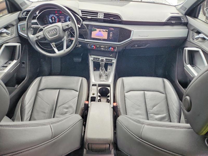53576916 :رقم المزاد ، WA1AECF32L1059472 vin ، 2020 Audi Q3 مزاد بيع