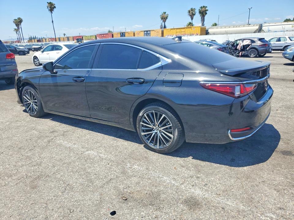 2024 Lexus Es 300h მანქანა იყიდება აუქციონზე, vin: 58ADA1C17RU047030, აუქციონის ნომერი: 51038776