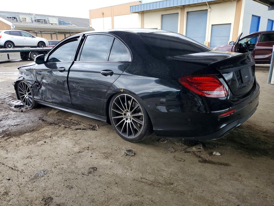 55068166 :رقم المزاد ، WDDZF6EB3HA201065 vin ، 2017 Mercedes-benz E مزاد بيع