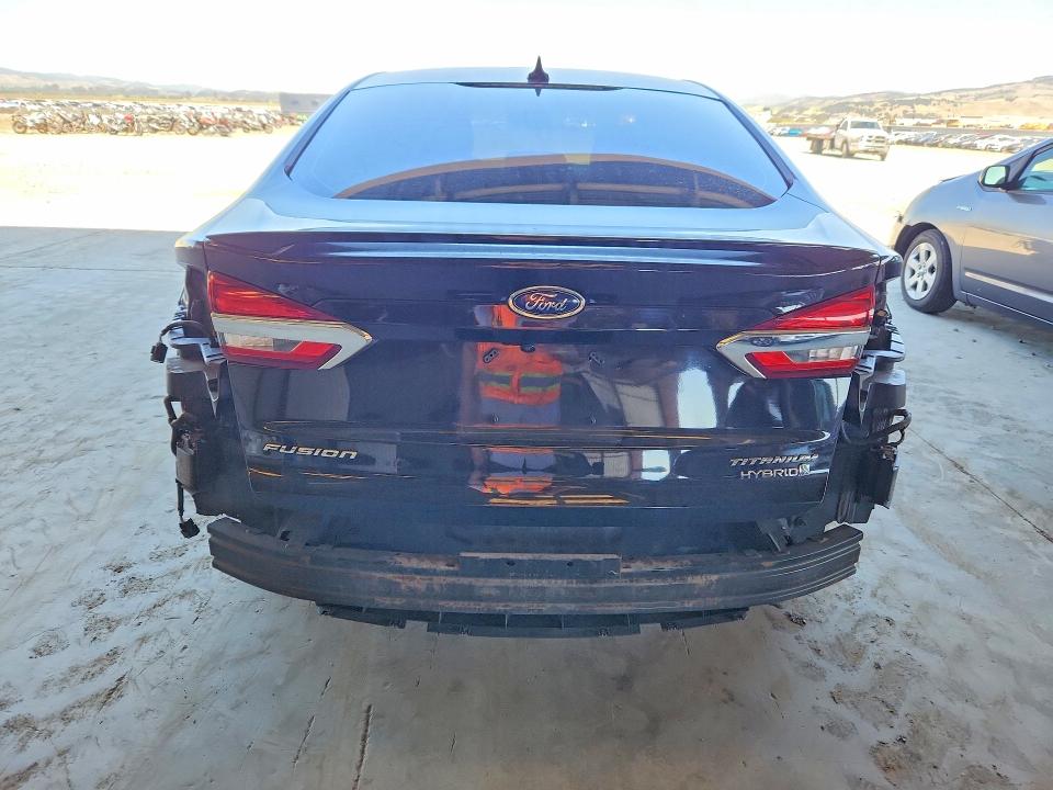 53391886 :رقم المزاد ، 3FA6P0RUXKR106931 vin ، 2019 Ford Fusion مزاد بيع