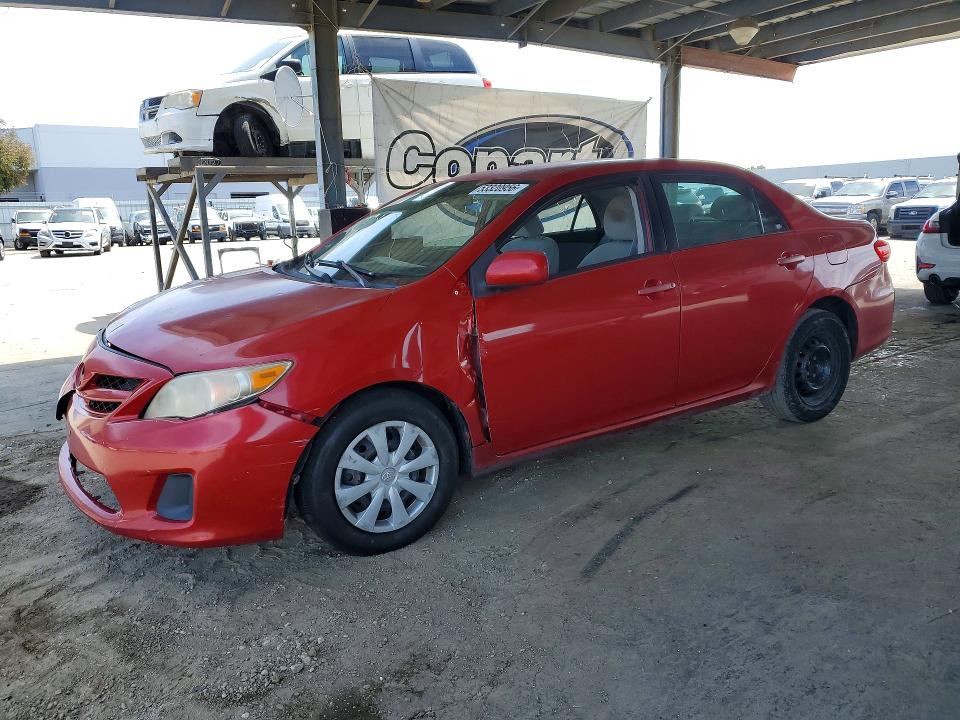 53320956 :رقم المزاد ، 2T1BU4EE2BC627610 vin ، 2011 Toyota Corolla مزاد بيع