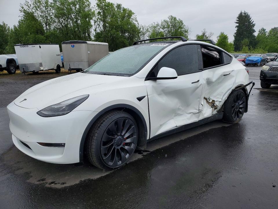 55062536 :رقم المزاد ، 7SAYGDEF8NF380865 vin ، 2022 Tesla Model Y مزاد بيع