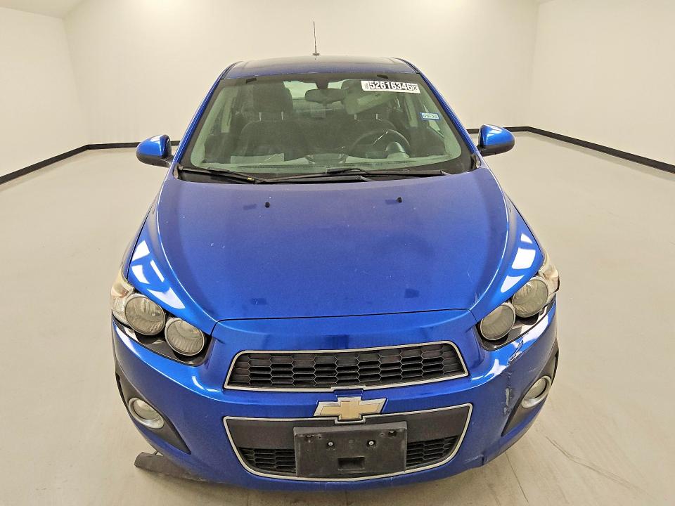 52616346 :رقم المزاد ، 1G1JC5SH1G4125208 vin ، 2016 Chevrolet Sonic مزاد بيع
