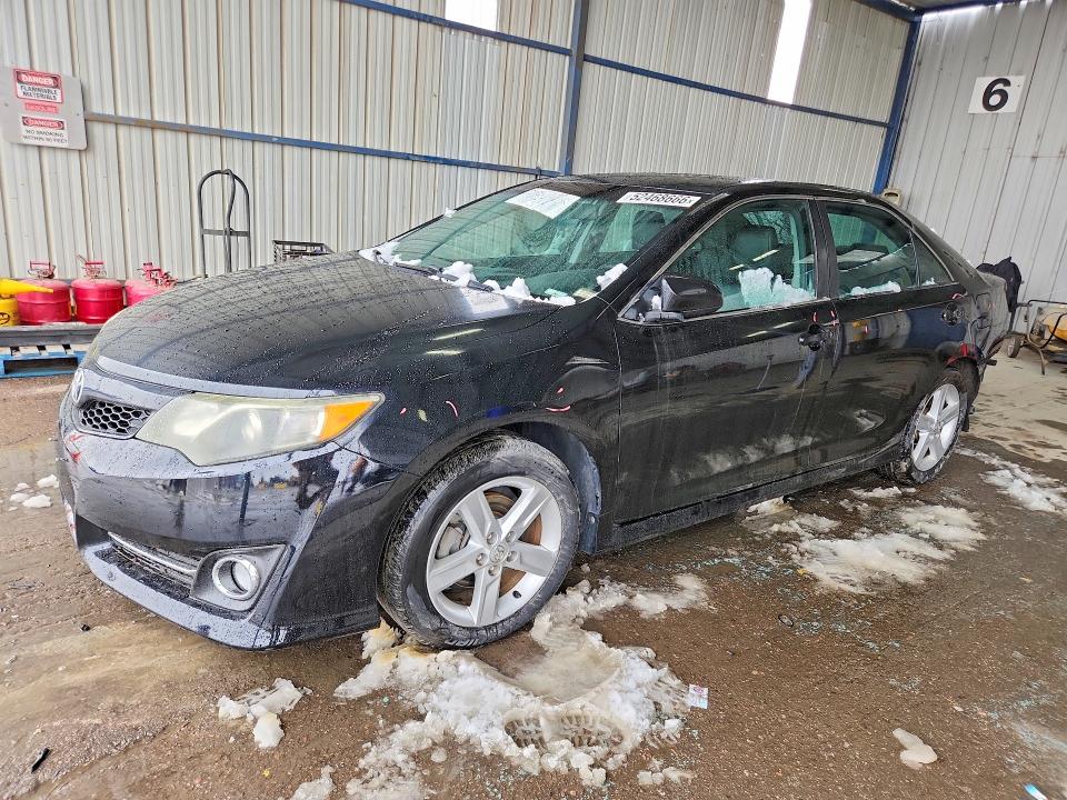 2014 Toyota Camry მანქანა იყიდება აუქციონზე, vin: 4T1BF1FK0EU381141, აუქციონის ნომერი: 52468666