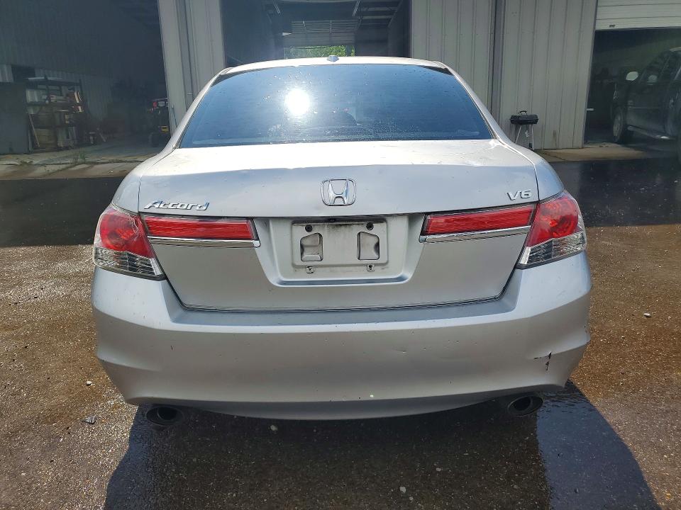 54519626 :رقم المزاد ، 1HGCP3F82BA030350 vin ، 2011 Honda Accord مزاد بيع