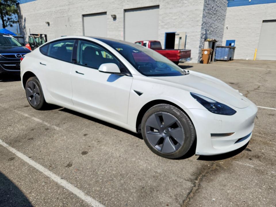 53645286 :رقم المزاد ، 5YJ3E1EA4PF561836 vin ، 2023 Tesla Model 3 مزاد بيع