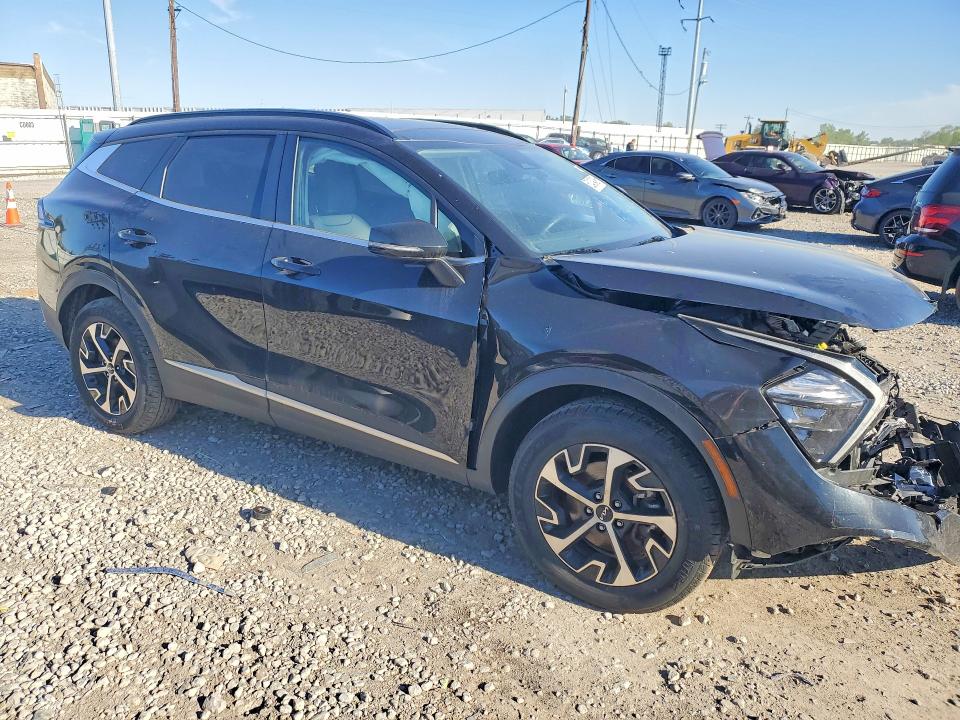 Продажа на аукционе авто 2023 Kia Sportage, vin: KNDPVCAG9P7022190, номер лота: 52439496