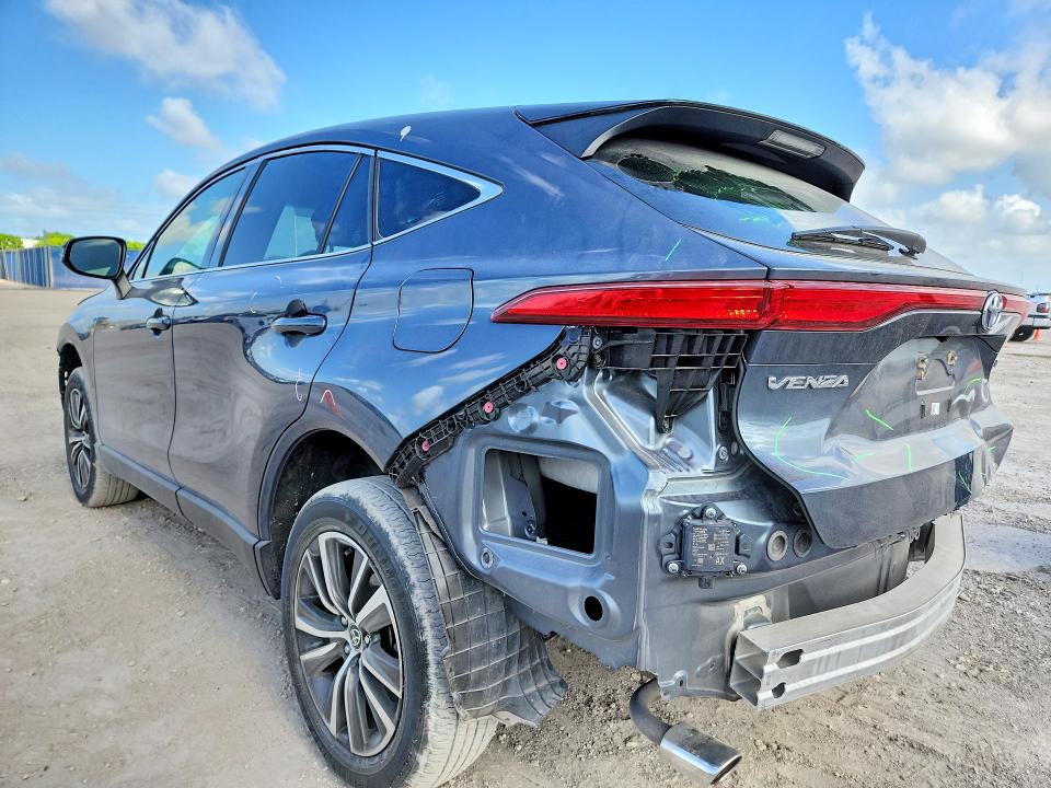 54268546 :رقم المزاد ، JTEAAAAH8NJ113994 vin ، 2022 Toyota Venza مزاد بيع
