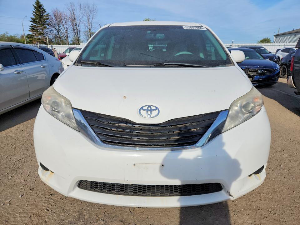 Продаж на аукціоні авто 2011 Toyota Sienna, vin: 5TDKK3DC3BS054708, номер лоту: 50651966