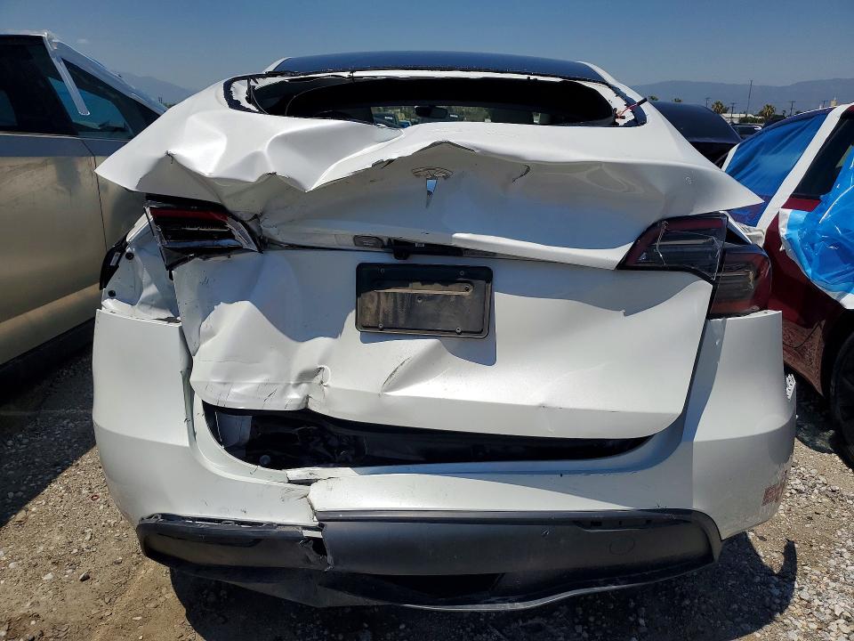 Продажа на аукционе авто 2024 Tesla Model Y, vin: 7SAYGDED6RF095408, номер лота: 52037256
