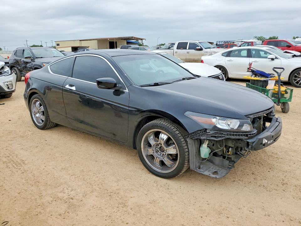 52493026 :رقم المزاد ، 1HGCS2B81BA002649 vin ، 2011 Honda Accord مزاد بيع