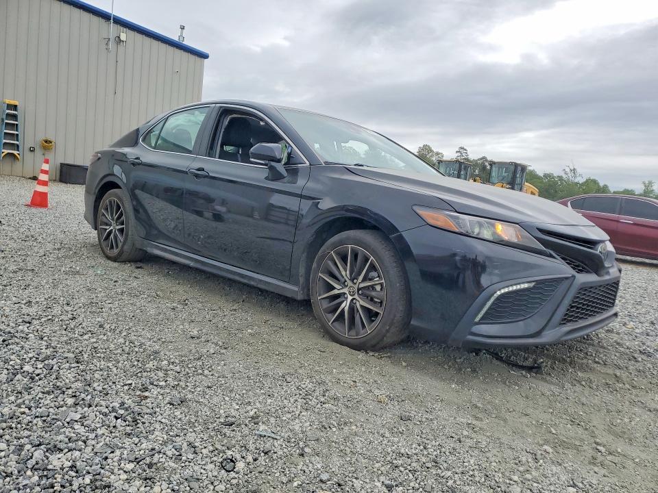 52576296 :رقم المزاد ، 4T1T11AK3RU890494 vin ، 2024 Toyota Camry مزاد بيع