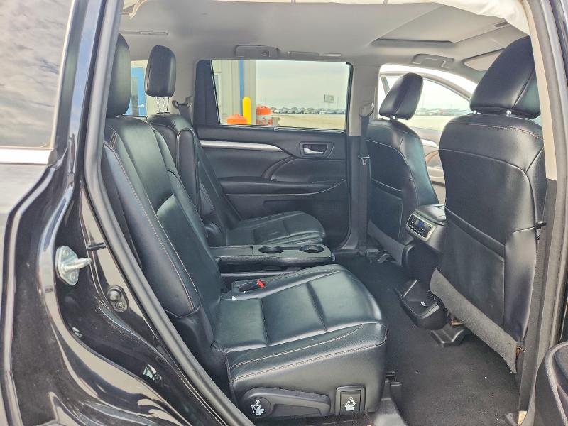 52530426 :رقم المزاد ، 5TDKZRFH8HS522724 vin ، 2017 Toyota Highlander مزاد بيع
