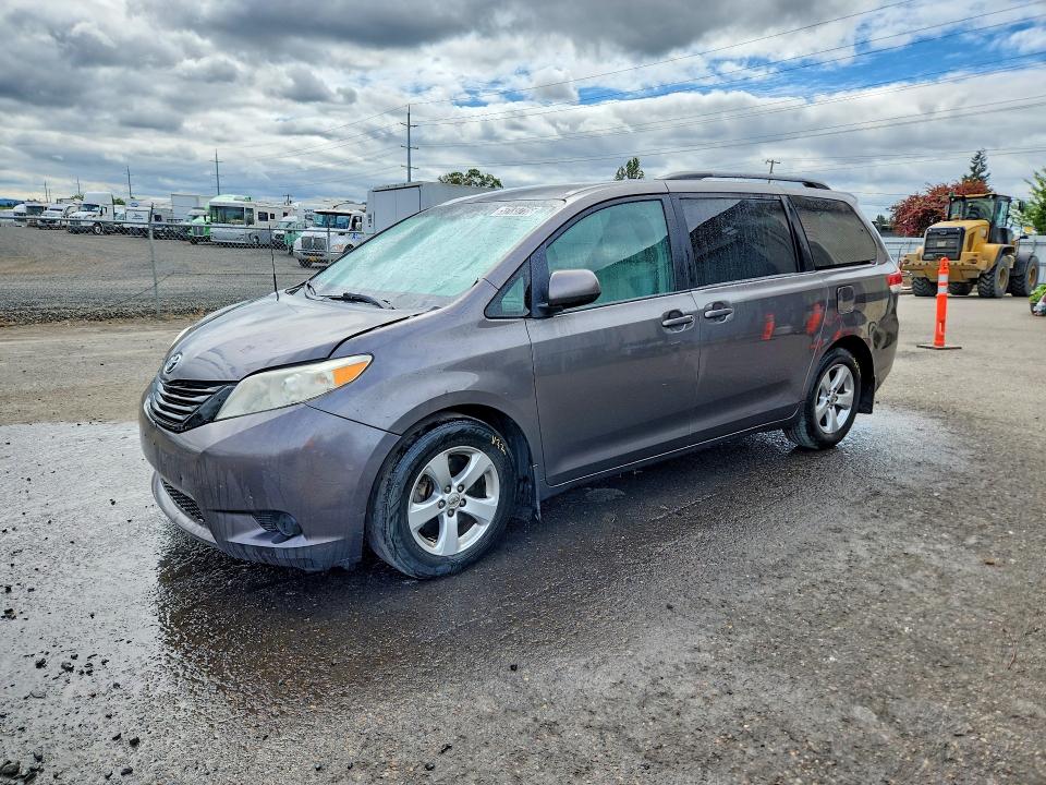 Aukcja sprzedaży 2014 Toyota Sienna, vin: 5TDKK3DC5ES435691, numer aukcji: 53133716