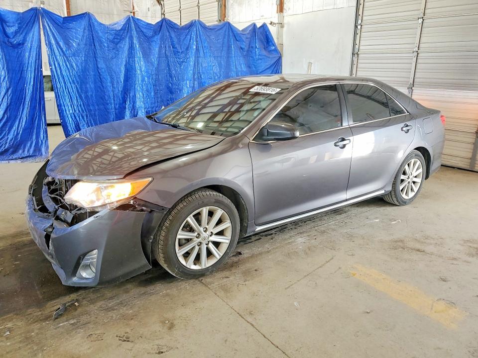 2014 Toyota Camry მანქანა იყიდება აუქციონზე, vin: 4T4BF1FK5ER348187, აუქციონის ნომერი: 52693816