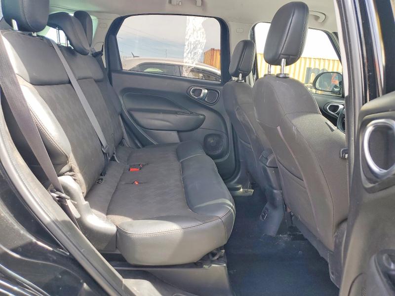 51840726 :رقم المزاد ، ZFBCFAAH4JZ040832 vin ، 2018 Fiat 500l مزاد بيع