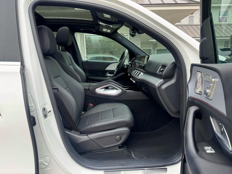 Продажа на аукционе авто 2025 Mercedes-benz Gle, vin: 4JGFB4FB5SB465753, номер лота: 53830546