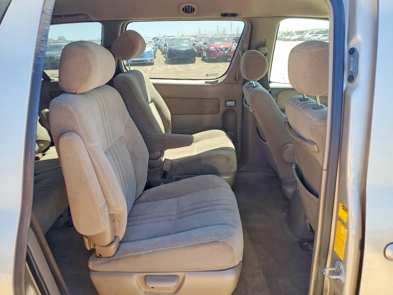 52890546 :رقم المزاد ، 4T3ZF13C43U533969 vin ، 2003 Toyota Sienna مزاد بيع