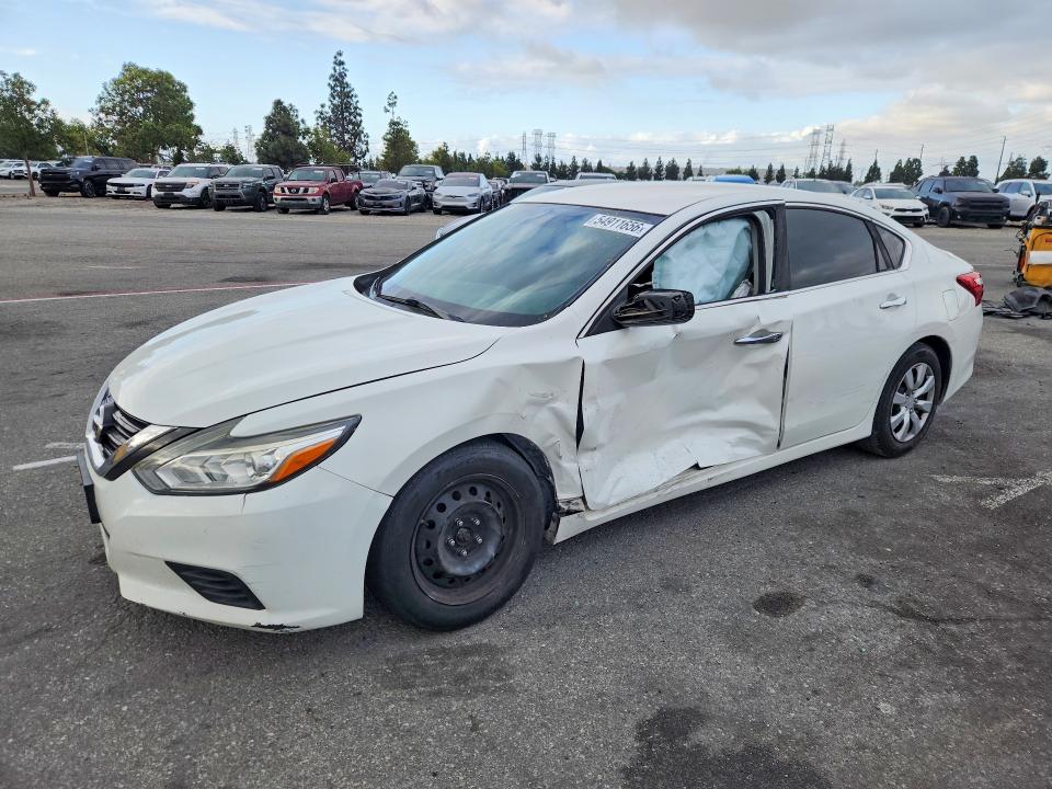 Продаж на аукціоні авто 2017 Nissan Altima, vin: 1N4AL3AP6HN348396, номер лоту: 54911656