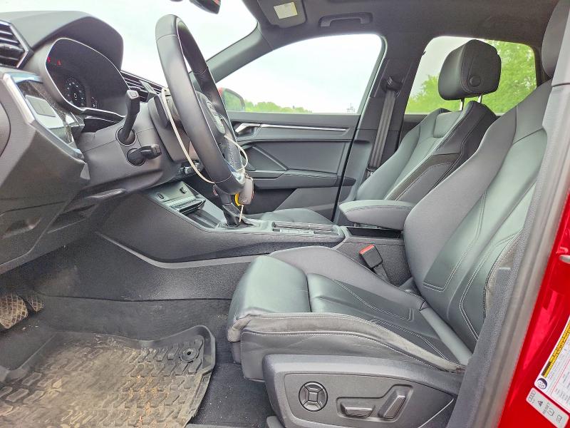 54017336 :رقم المزاد ، WA1EECF30P1050230 vin ، 2023 Audi Q3 مزاد بيع