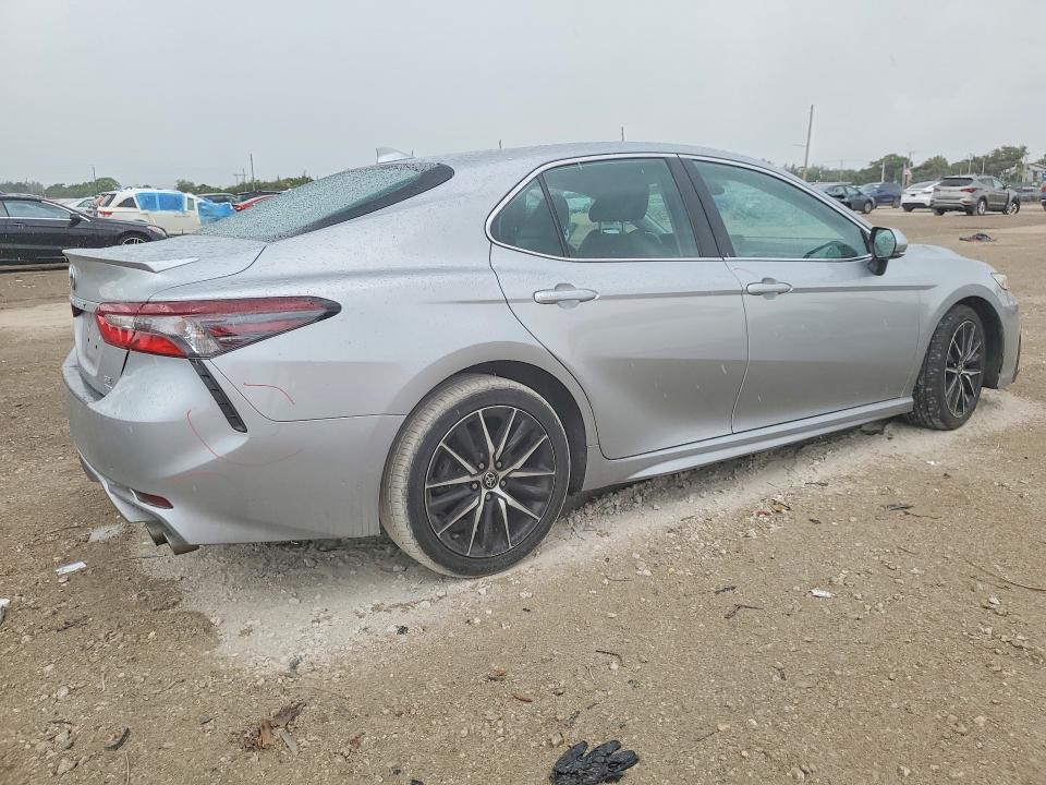 Aukcja sprzedaży 2022 Toyota Camry, vin: 4T1G11BK1NU051406, numer aukcji: 53138506