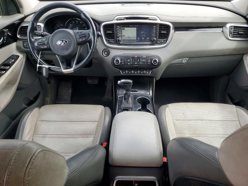2017 Kia Sorento მანქანა იყიდება აუქციონზე, vin: 5XYPKDA54HG338145, აუქციონის ნომერი: 54015036